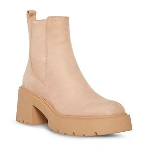 madden girl Tianna Women's Chelsea Boots